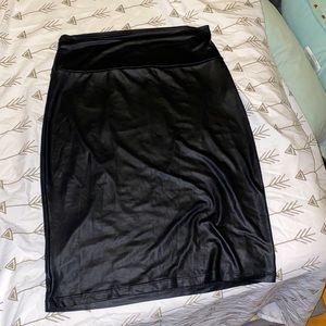 Womens faux lleather skirt